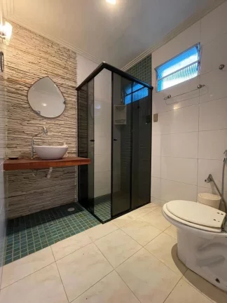 Imagem Casa à venda no bairro Coroa do Meio em rua pública - Confira detalhes!