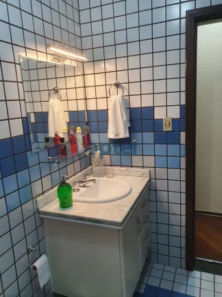 Imagem INCRÍVEL SOBRADO C/03 QUARTOS,SENDO 1 SUITE, SALA AMPLA , 03 BANHEIROS ,3 VAGAS , COM 202 M². VILA FLORESTA -STO ANDRÉ