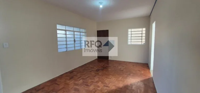 Imagem Apartamento no térreo para locação no Jardim da Glória: 2 quartos, 1 sala, 1 banheiro, 1 vaga de garagem, 100m². Venha conferir!
