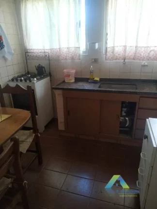Imagem VENHA MORAR A 5 MINUTOS DA ESTAÇÃO DO METRO JABAQUARA, Casa 98 metros, 2 dormitórios, EDICULA, 1 vaga com ótima localização e valor !!!