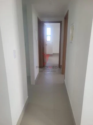 Imagem Oportunidade No Miramar. Apartamento de 3 Quartos. Andar alto