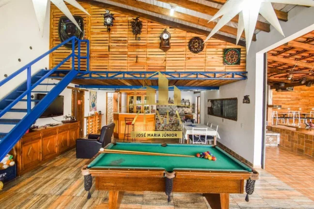 Imagem Chácara com 2800m2, 500m2 de construção, Piscina, Espaço Gourmet