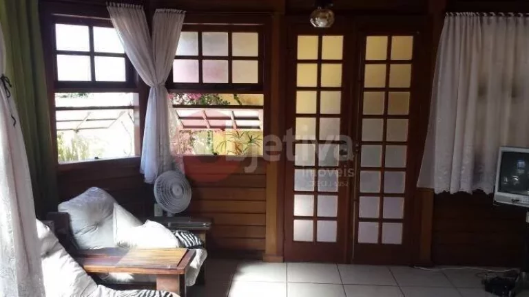 Imagem Casa com 3 dormitórios à venda, 300 m² por R$ 450.000,00 - Guriri - Cabo Frio/RJ