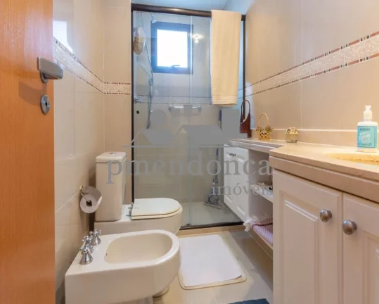 Imagem Excelente apartamento no Alto da Lapa com 247m².
