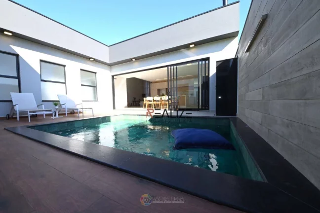 Imagem Casa moderna com 3 suítes e escritório à venda, por R$ 2.100.000 - Condomínio Próximo Parque Ecológico - Indaiatuba/SP
