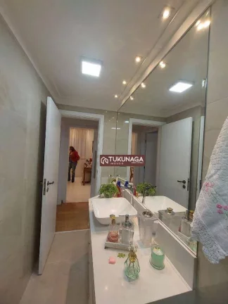 Imagem Casa com 3 dormitórios à venda, 176 m² por R$ 725.000,00 - Parque Santo Antônio - Guarulhos/SP