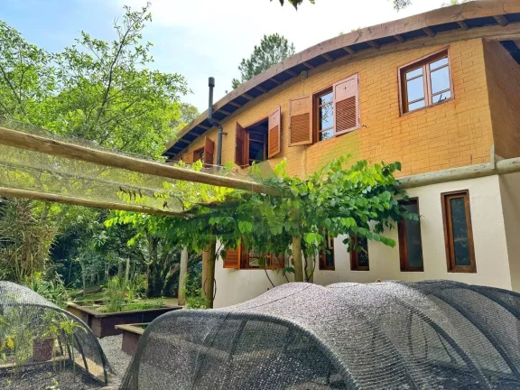 Imagem Sítio ecológico à venda em Atibaia – 85.458 m² com nascentes, lago, grutas