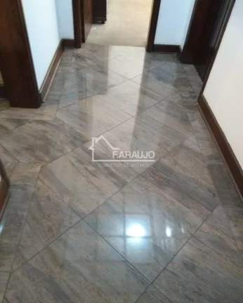 Imagem Casa à venda em Jardim Leocádia com 565m² 6 quartos, 7 vagas