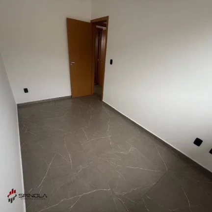 Imagem Sobrado com 2 dormitórios à venda, 57 m² por R$ 340.000,00 - Mirim - Praia Grande/SP
