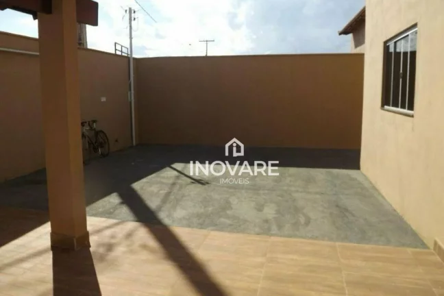 Imagem Casa com 3 dormitórios à venda, 101 m² por R$ 370.000,00 - Sonho Verde - Itumbiara/GO