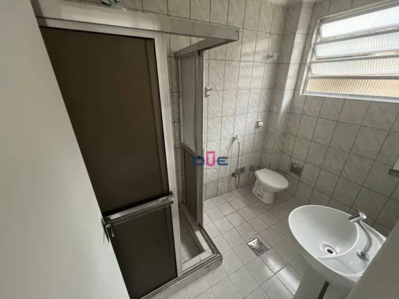 Imagem Apartamento com 2 dormitórios em 1 andar de frente com garagem box privativa à venda, 76 m² por R$ 424.000 - Vila Matias - Santos/SP