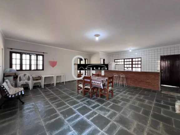 Imagem Casa para Venda em Peruíbe, Guarau, 3 dormitórios, 1 suíte, 2 banheiros, 4 vagas