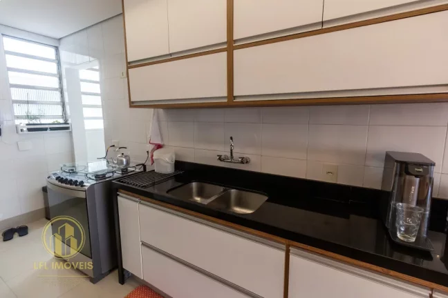 Imagem Apartamento totalmente reformado no Itaim Bibi – 107 m², com 3 dormitórios e 1 vaga.