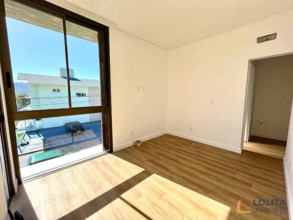 Imagem Casa Alto Padrão à venda, 3 suítes no Itacorubi em Florianópolis/SC