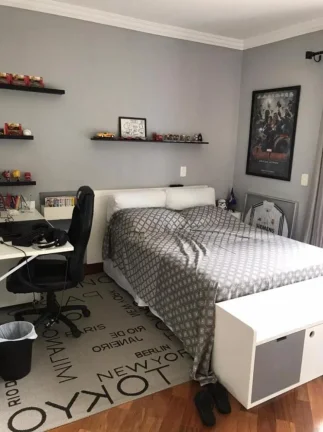 Imagem Casa no Res. Alpha 10 - 597m²