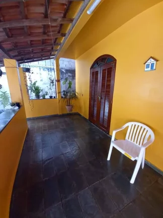 Imagem LINDA CASA COM 3 QUARTOS, SAUNA, PISCINA. NOVA FRIBURGO.
