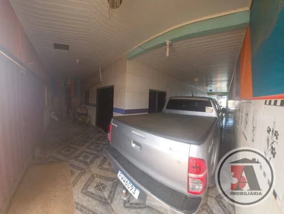 Imagem Casa com Piscina Zona Leste