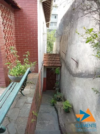 Imagem Casa com 6 quartos no Sion próximo da praça Nova York