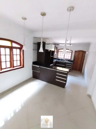 Imagem Sobrado à venda, com 5 quartos, 100m2 Imagem Sobrado à venda, com 5 quartos, 100m2