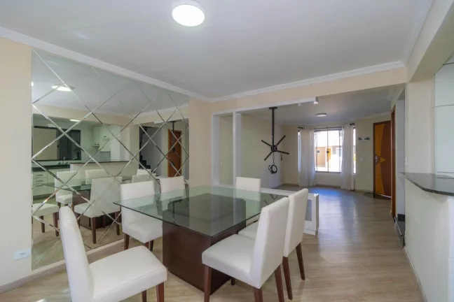 Imagem Sobrado a Venda em condominio fechado - Residencial Green Field