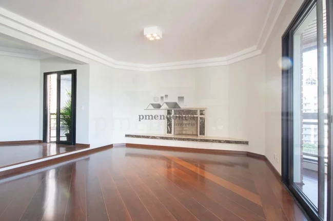 Imagem Apartamento elegante com vista de tirar o folego !!! visão do vale do Pacaembu e Praça Buenos Aire...