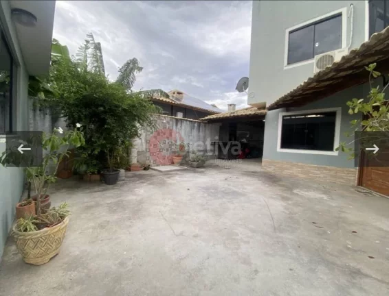 Imagem Casa duplex, 5 quartos, Condomínio dos Pássaros - Cabo Frio