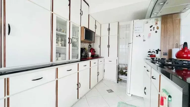 Imagem Apartamento frente mar com 3 dormitórios sendo 1 suíte na Barra Norte de Balneário Camboriú/SC