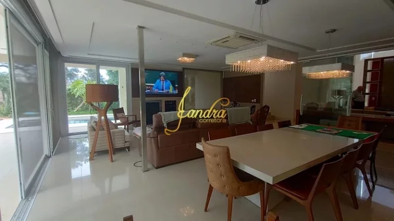 Imagem Linda sobrado com 04 suítes, piscina, piso aquecido,