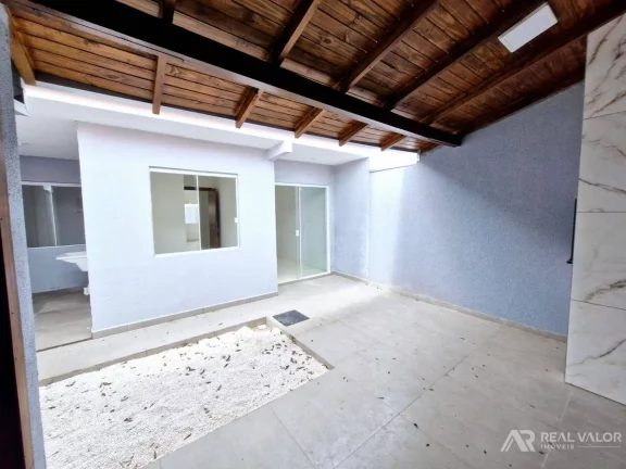 Imagem Casa Modernizada de 03 Dormitórios para Locação no Bairro Gralha Azul em Fazenda Rio Grande