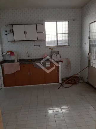 Imagem Casa 3 quartos em terreno de 302 m² no centro de Campo Grande