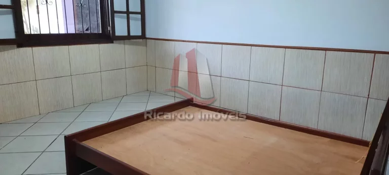 Imagem Casa Térrea Semi Mobiliada c/ 2 Qtos e Vaga Coberta