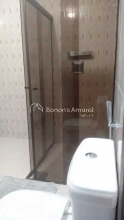 Imagem Com 190 m² de área construída em um terreno de 250 m², esta residência combina conforto, funcio...