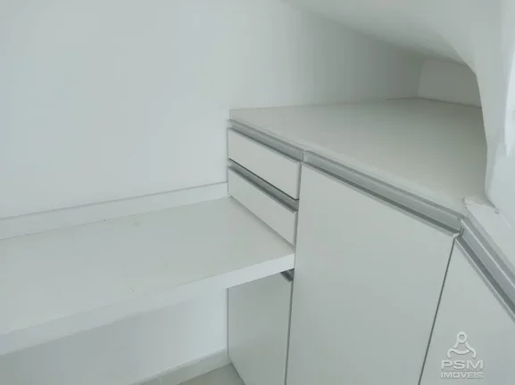 Imagem Cobertura com 3 quartos à venda em Sabará