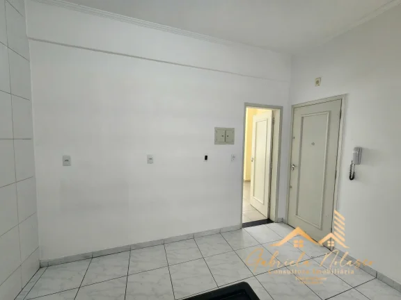 Imagem Apartamento com 3 dormitórios no miolo do Gonzaga