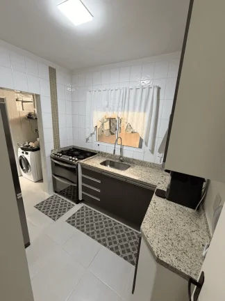 Imagem Casa estilo sobrado à venda - Área útil 120 m2 com 3 dormitórios sendo 1 suíte - 2 vagas - Condomíni