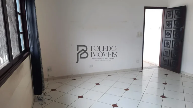 Imagem Casa com 2 Dormitórios sendo 1 suíte no bairro Canto do Forte - Praia Grande