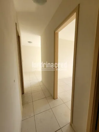 Imagem Oportunidade em Londrina: apartamento reformado no Park Nações Unidas, 3 quartos, 1 banheiro, sol da manhã, cozinha integrada e ótima localização.
