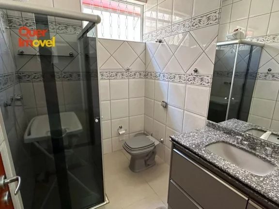 Imagem Imperdível oportunidade: Casa à venda em Cravinhos-SP, Jardim Acácias. 3 quartos, 1 suíte, 2 salas, 3 banheiros, 2 vagas, 179m².