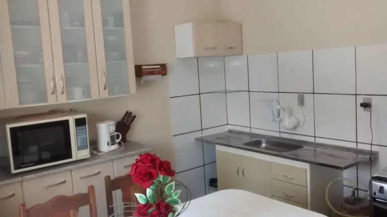 Imagem Galpão Comercial Terreno de 10 x 13 e casa de 2 Dormitorios Estuda Permuta