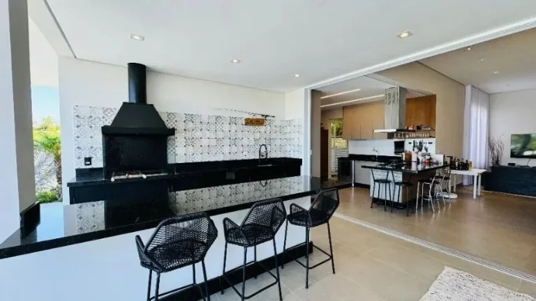 Imagem Casa Térrea de Alto Padrão no Condomínio Reserva São José com Piscina, 4 Suítes e Home Office
