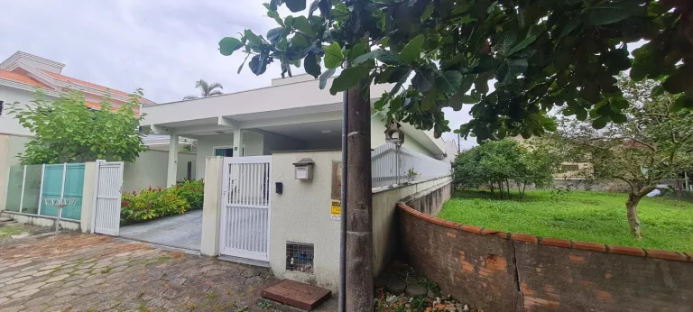 Imagem CASA RESIDENCIAL em Barra Velha - SC, Centro