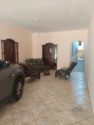 Imagem Casa com 3 dormitórios à venda, 390 m² por R$ 900.000,00 - Centro - Ferraz de Vasconcelos/SP