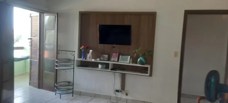 Imagem Casa para Venda em Itanhaém, Tupy, 5 dormitórios, 5 suítes, 1 banheiro, 3 vagas