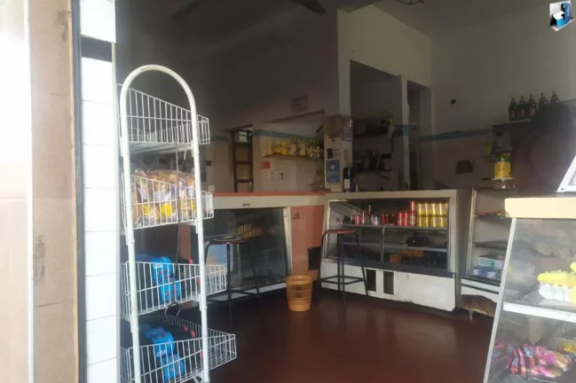 Imagem 2 casas e um ponto comercial no Centro - Tatuí/SP.
