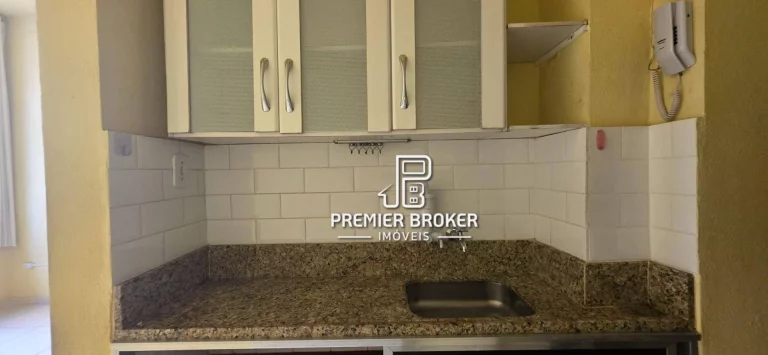 Imagem Kitnet à venda, 15 m² por R$ 140.000,00 - Alto - Teresópolis/RJ