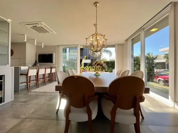 Imagem Sobrado Beira Lago Mobiliado e decorado