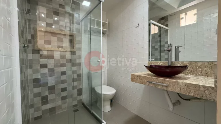 Imagem Cobertura duplex para venda, a 50 metros da Praia do Forte - Cabo Frio