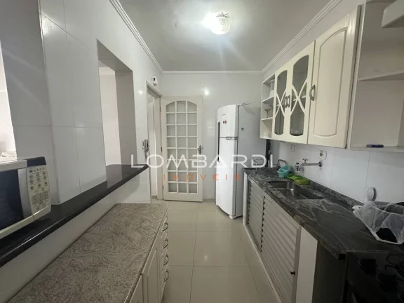 Imagem Apartamento com 3 dormitórios á poucos metros da orla