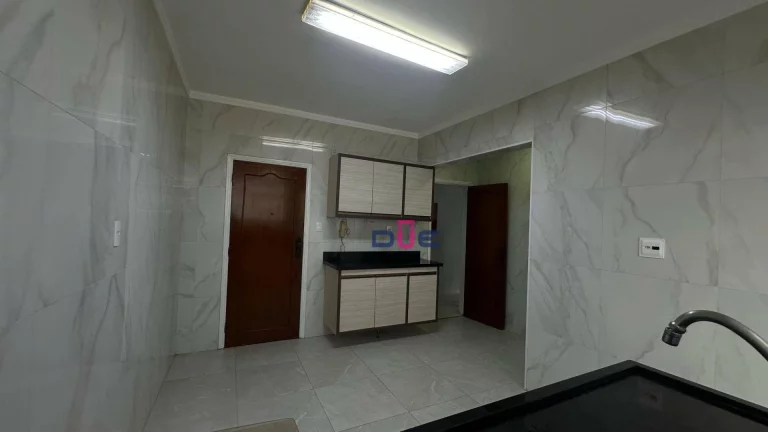 Imagem Apartamento com 3 dormitórios à venda, 132 m² por R$ 910.000 - Pompéia - Santos/SP