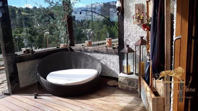 Imagem Casa com 5 dormitórios para alugar por temporada Campos do Jordão/SP